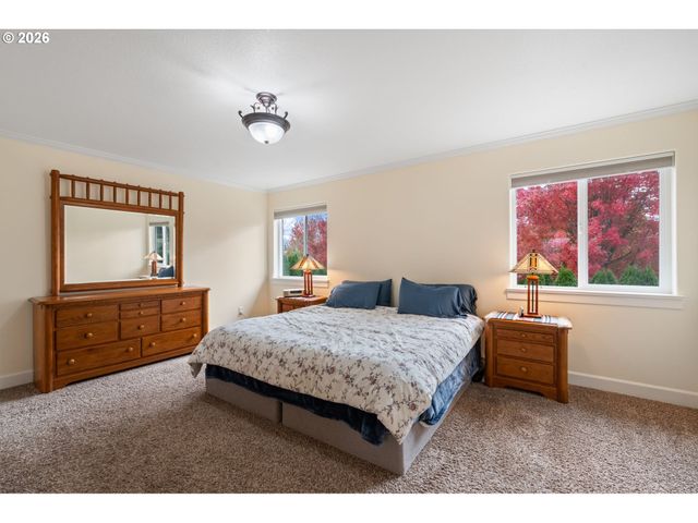 842 36TH Ave, Forest Grove, OR 97116