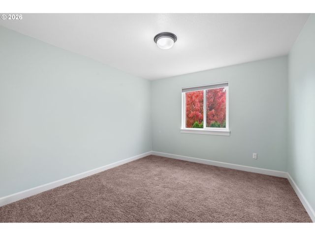 842 36TH Ave, Forest Grove, OR 97116