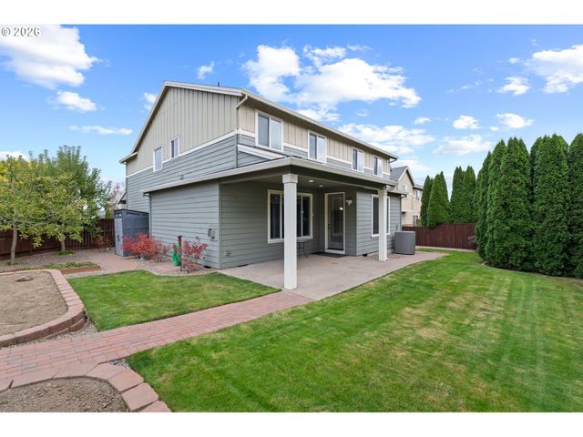 842 36TH Ave, Forest Grove, OR 97116