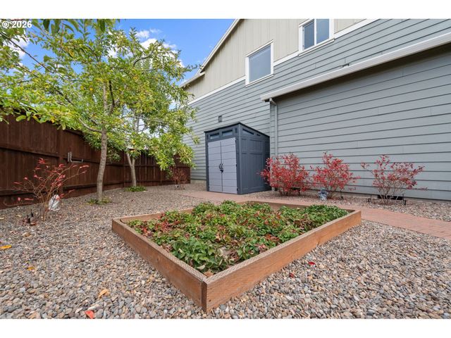 842 36TH Ave, Forest Grove, OR 97116