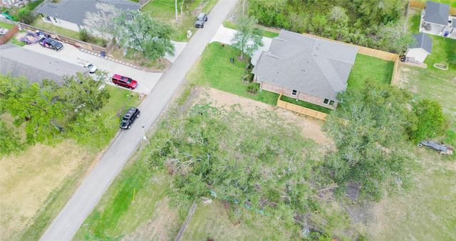 410 Texas Avenue, Arcola, TX 77583