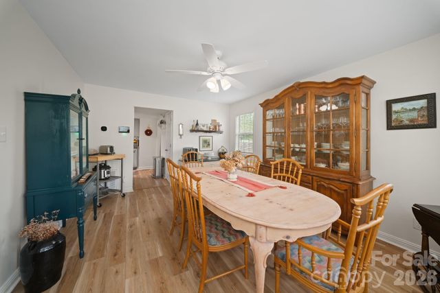 539 Caribou Road, Asheville, NC 28803