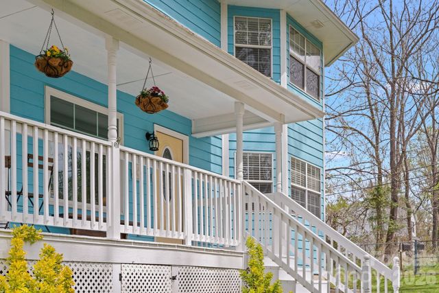 539 Caribou Road, Asheville, NC 28803