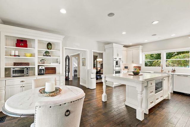6 Peter Porcaro Drive, Hopkinton, MA 01748