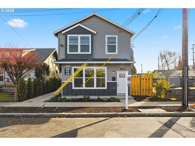 119 E JERSEY, Gladstone, OR 97027