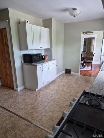 1000 Marie Avenue, Alton, IL 62002