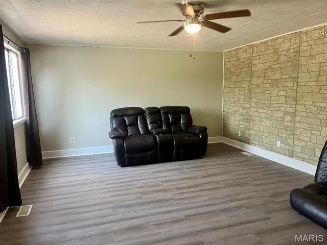 1000 Marie Avenue, Alton, IL 62002