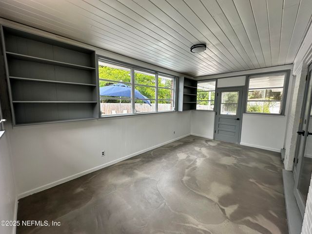 1118 BROOKMONT Avenue E, Jacksonville, FL 32211
