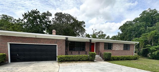 1118 BROOKMONT Avenue E, Jacksonville, FL 32211