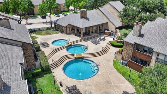 1908 Cloisters Drive 511, Arlington, TX 76011