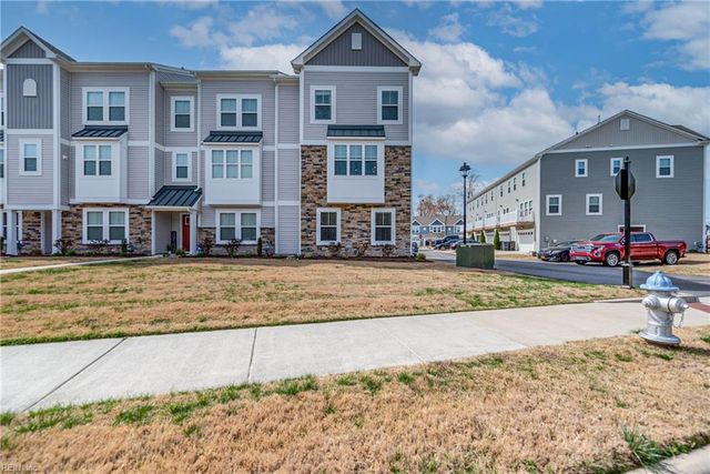 1003 Opal St 100, Suffolk, VA 23435
