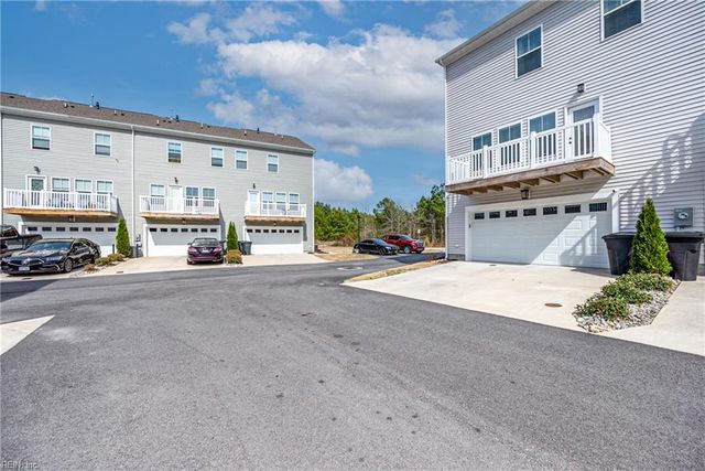 1003 Opal St 100, Suffolk, VA 23435