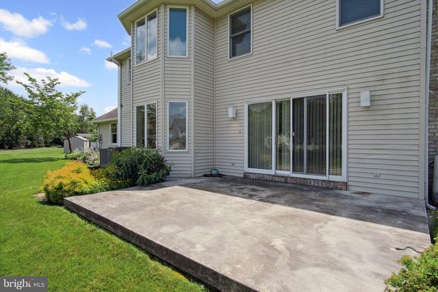 1025 FORBES RD, Carlisle, PA 17013