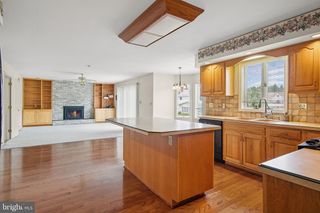 1025 FORBES RD, Carlisle, PA 17013