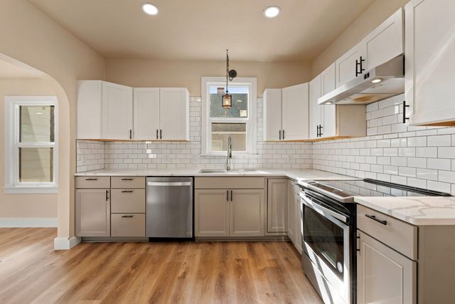 3918 N Maple St, Spokane, WA 99205