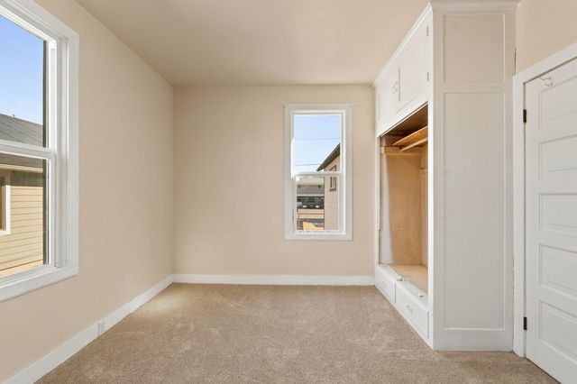 3918 N Maple St, Spokane, WA 99205