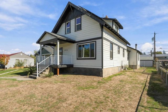 3918 N Maple St, Spokane, WA 99205