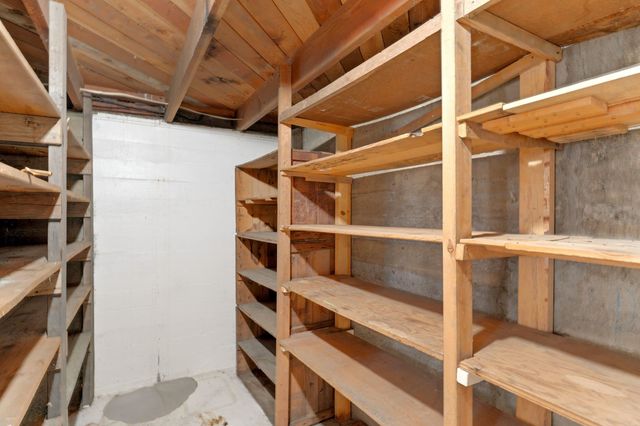 3918 N Maple St, Spokane, WA 99205