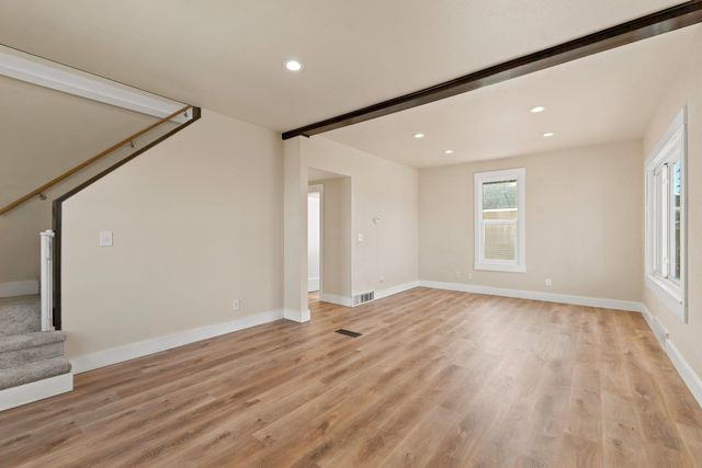 3918 N Maple St, Spokane, WA 99205