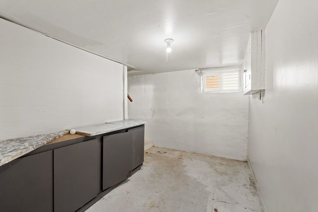 3918 N Maple St, Spokane, WA 99205