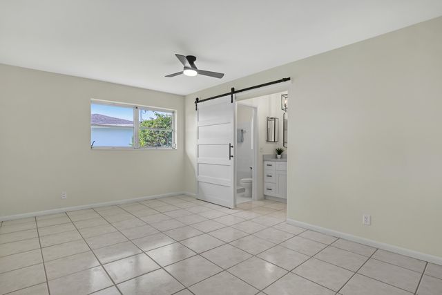 9715 Dahlia Avenue, Palm Beach Gardens, FL 33410