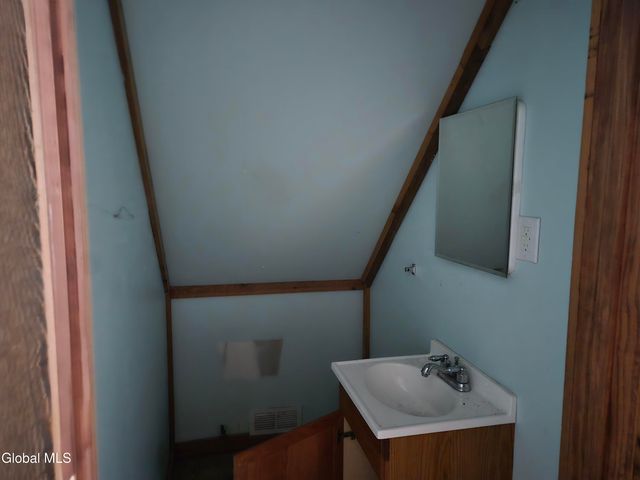 6285 State Highway 29, Oppenheim, NY 13452