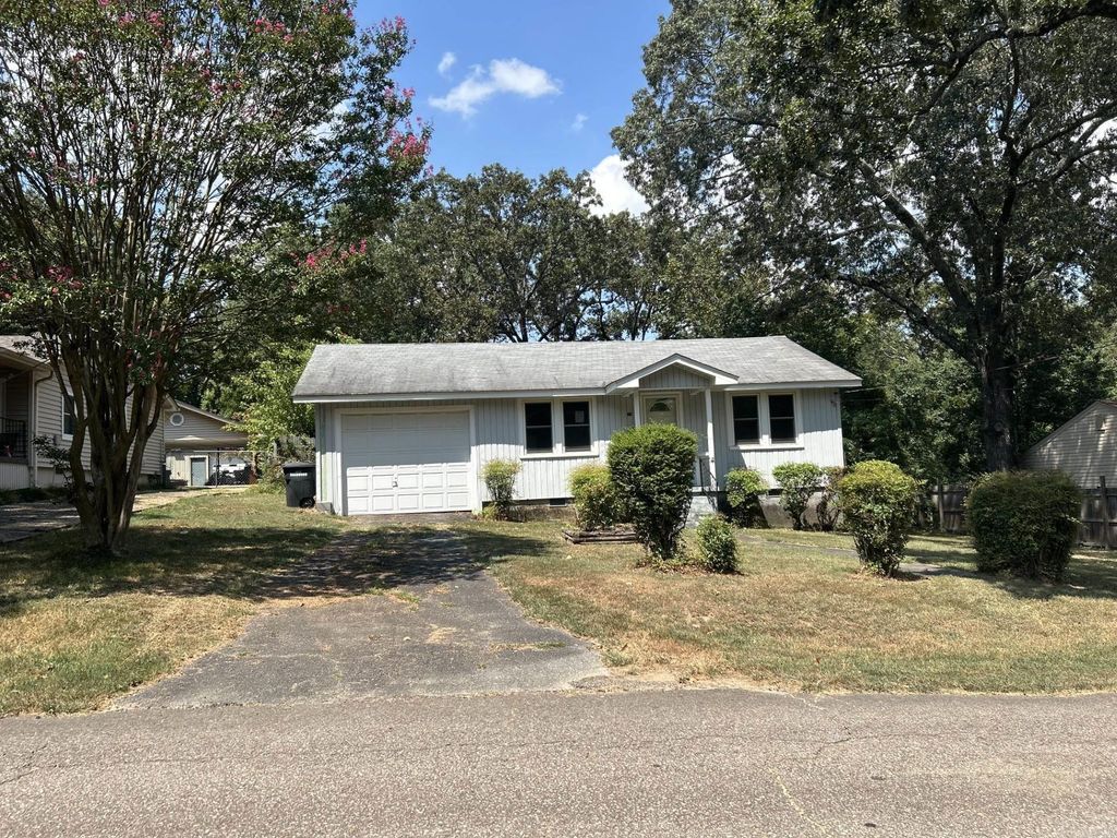 201 Delmont Avenue, Sherwood, AR 72120