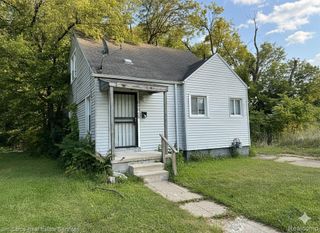 12018 Woodmont Avenue, Detroit, MI 48227