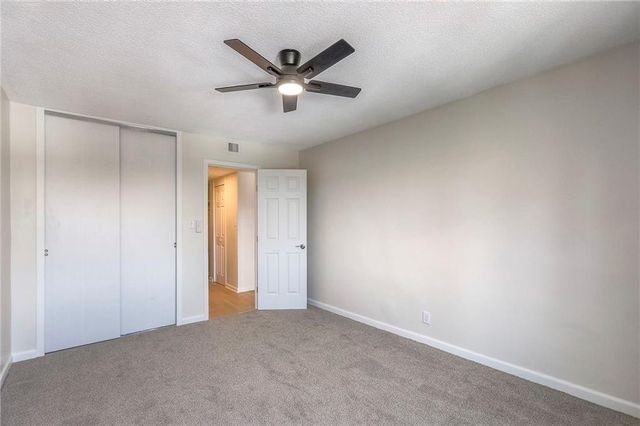 4545 Wornall Road 1009, Kansas City, MO 64111