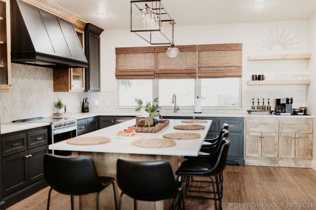 118900 S 4213 Road, Eufaula, OK 74136