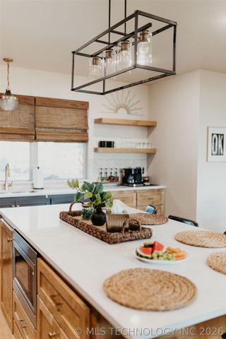 118900 S 4213 Road, Eufaula, OK 74136