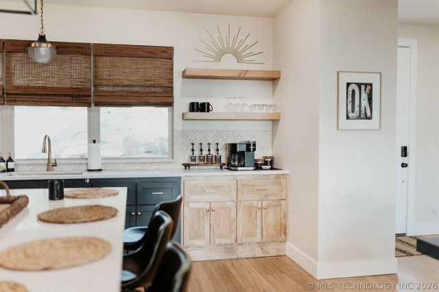 118900 S 4213 Road, Eufaula, OK 74136