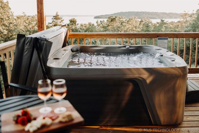 118900 S 4213 Road, Eufaula, OK 74136