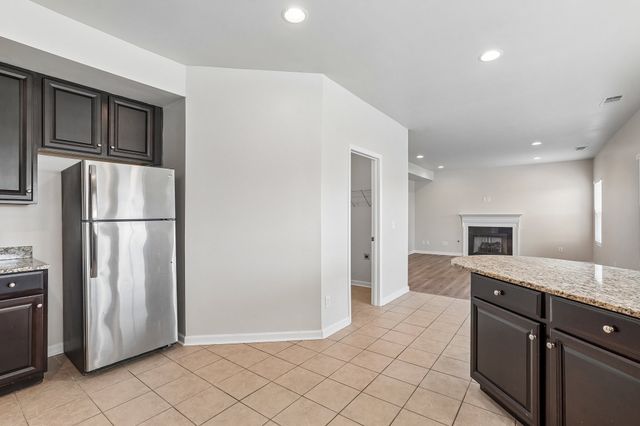 1713 Muirwood Blvd, Murfreesboro, TN 37128