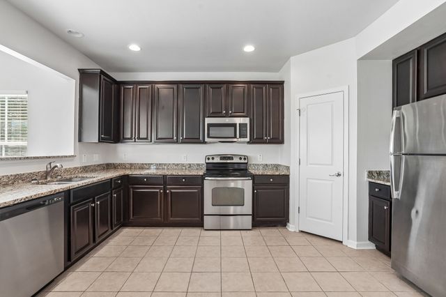 1713 Muirwood Blvd, Murfreesboro, TN 37128