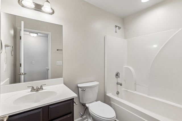 1713 Muirwood Blvd, Murfreesboro, TN 37128