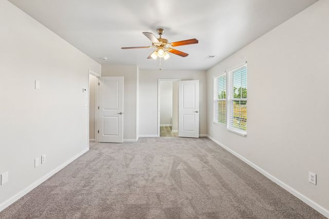 1713 Muirwood Blvd, Murfreesboro, TN 37128