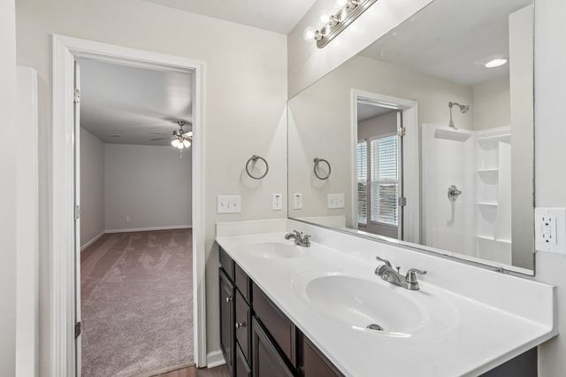 1713 Muirwood Blvd, Murfreesboro, TN 37128