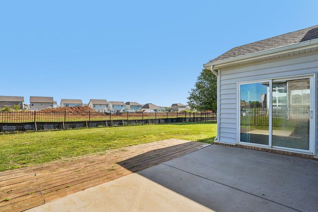 1713 Muirwood Blvd, Murfreesboro, TN 37128