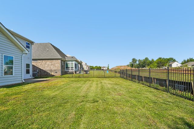 1713 Muirwood Blvd, Murfreesboro, TN 37128