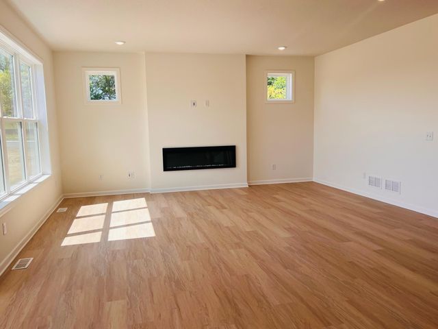 15001 146th Court N, Dayton, MN 55327