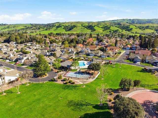 2350 Bayo Claros Circle, Morgan Hill, CA 95037