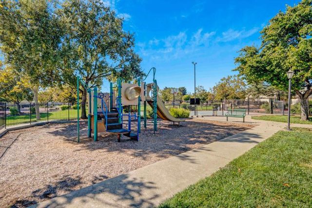 2350 Bayo Claros Circle, Morgan Hill, CA 95037