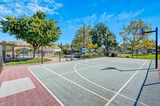 2350 Bayo Claros Circle, Morgan Hill, CA 95037