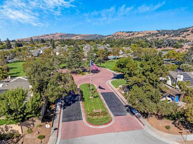2350 Bayo Claros Circle, Morgan Hill, CA 95037