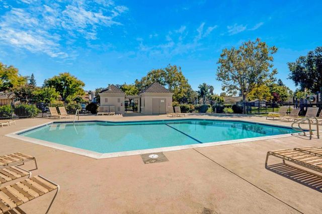 2350 Bayo Claros Circle, Morgan Hill, CA 95037