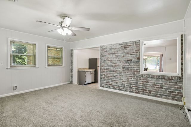 683 Brewer Dr, Nashville, TN 37211