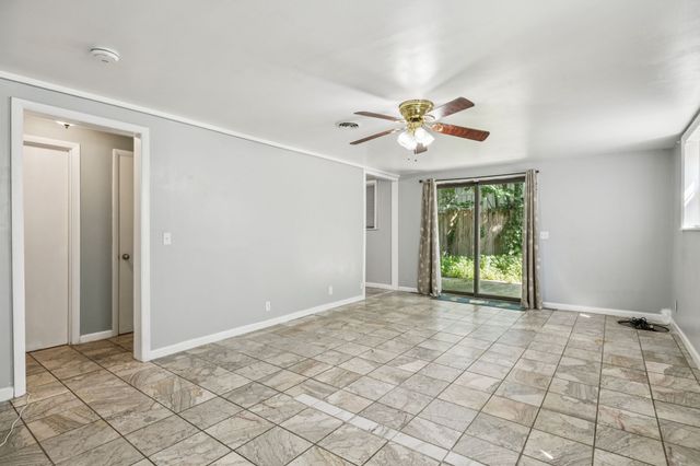 683 Brewer Dr, Nashville, TN 37211