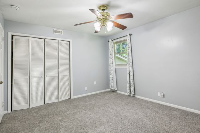 683 Brewer Dr, Nashville, TN 37211