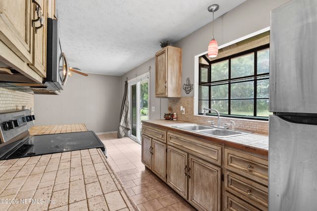 13606 LANIER Road, Jacksonville, FL 32226